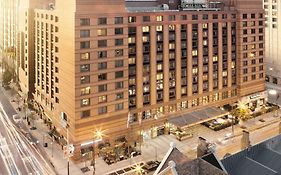 Embassy Suites Chicago - Downtown River North